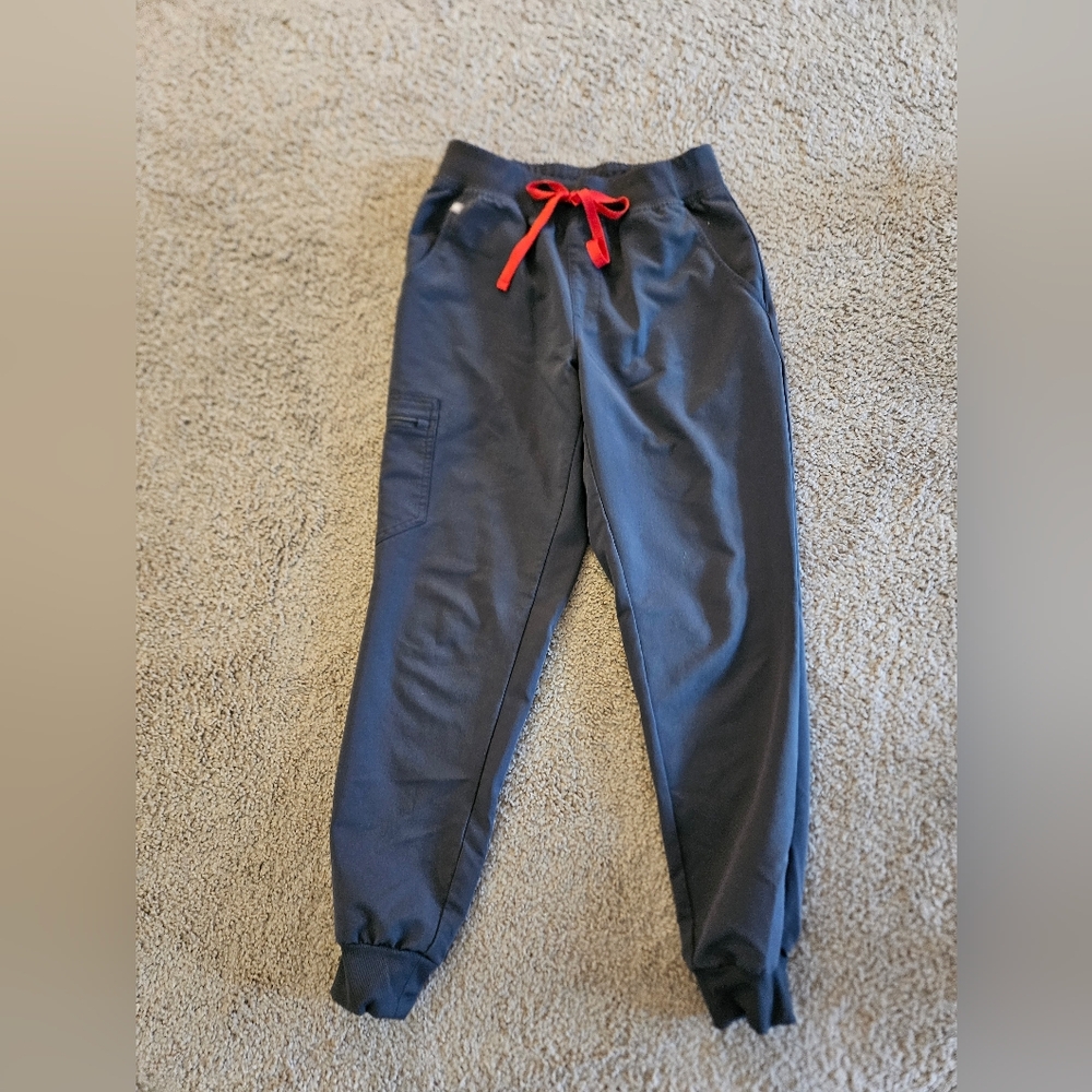 Figs Womens Charcoal Zamora Jogger Scrub Pant with Red Drawstring